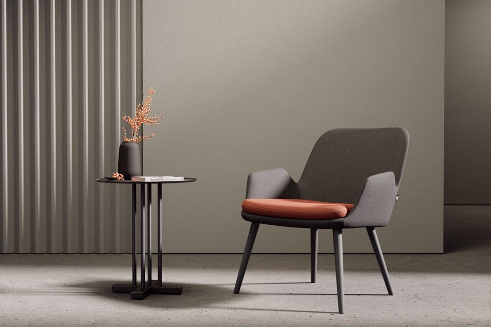 Daisy Lounge Chair Wood Dowel