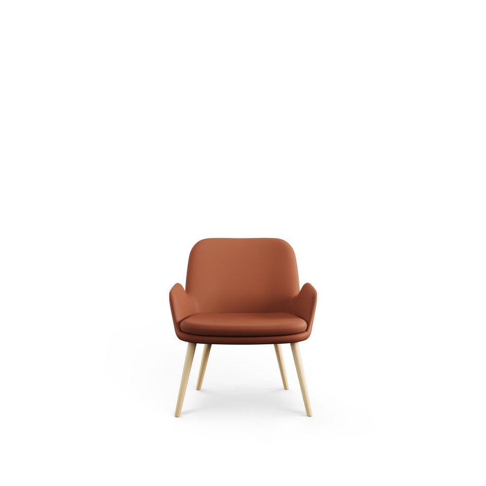 Daisy Lounge Chair Wood Dowel