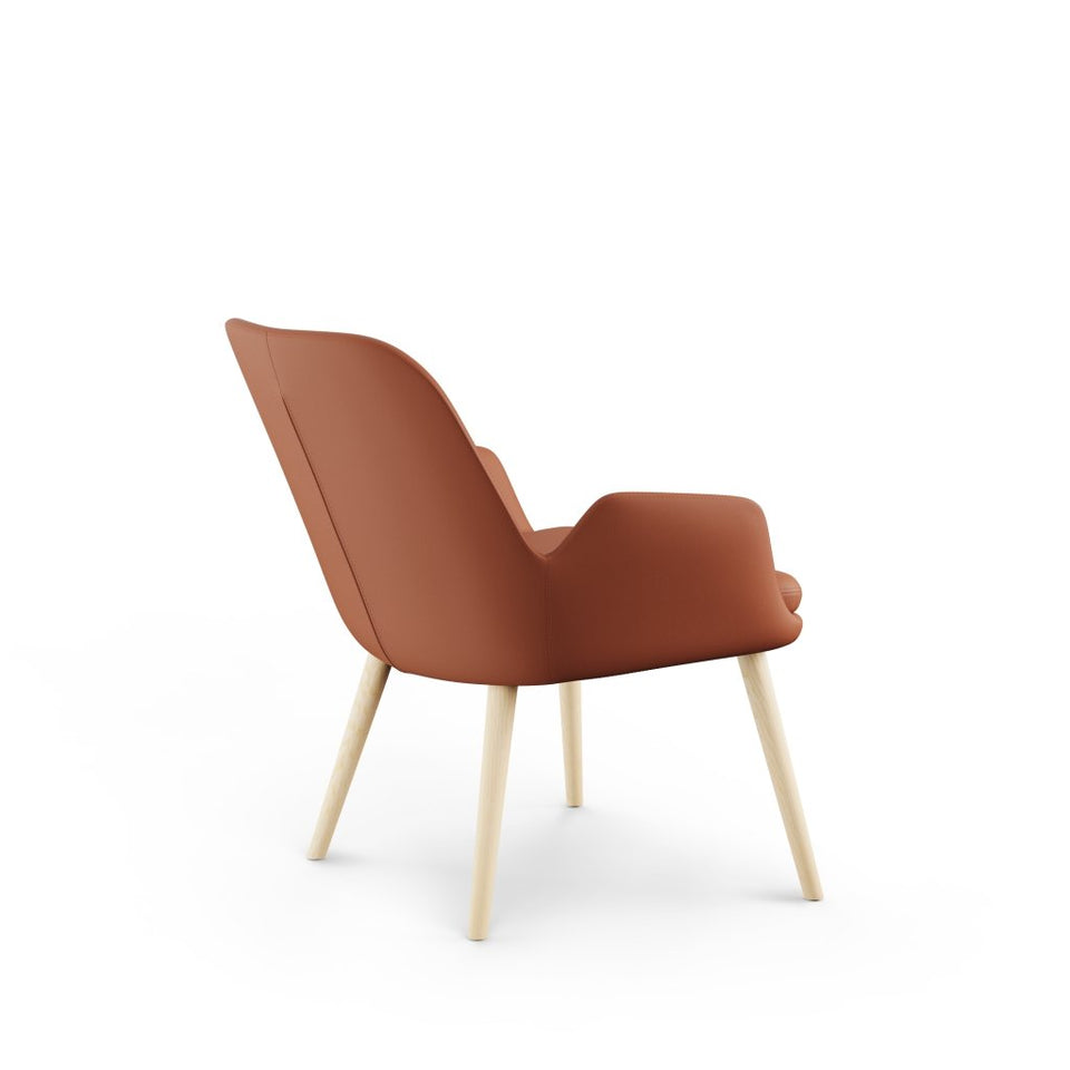 Daisy Lounge Chair Wood Dowel