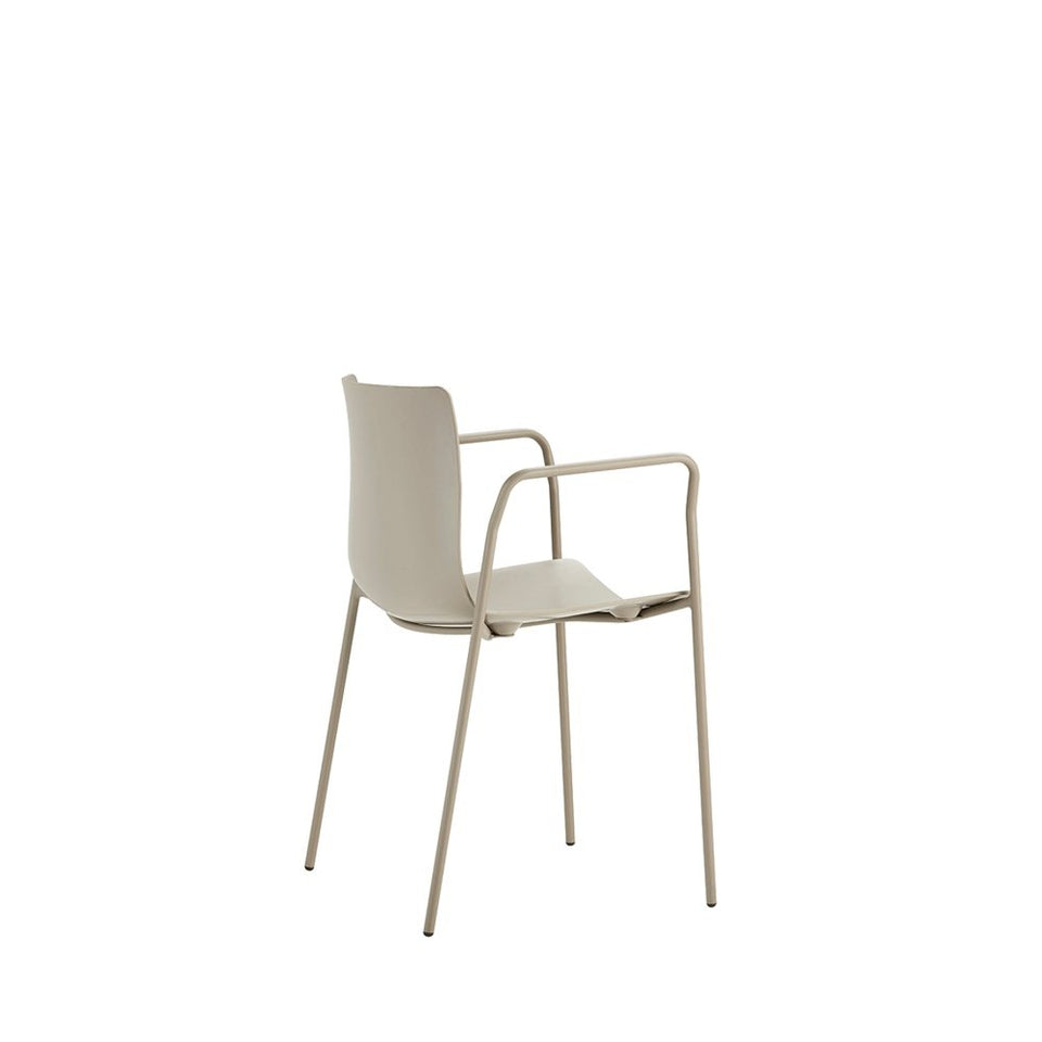 Rest Outdoor - Classic With Armrests