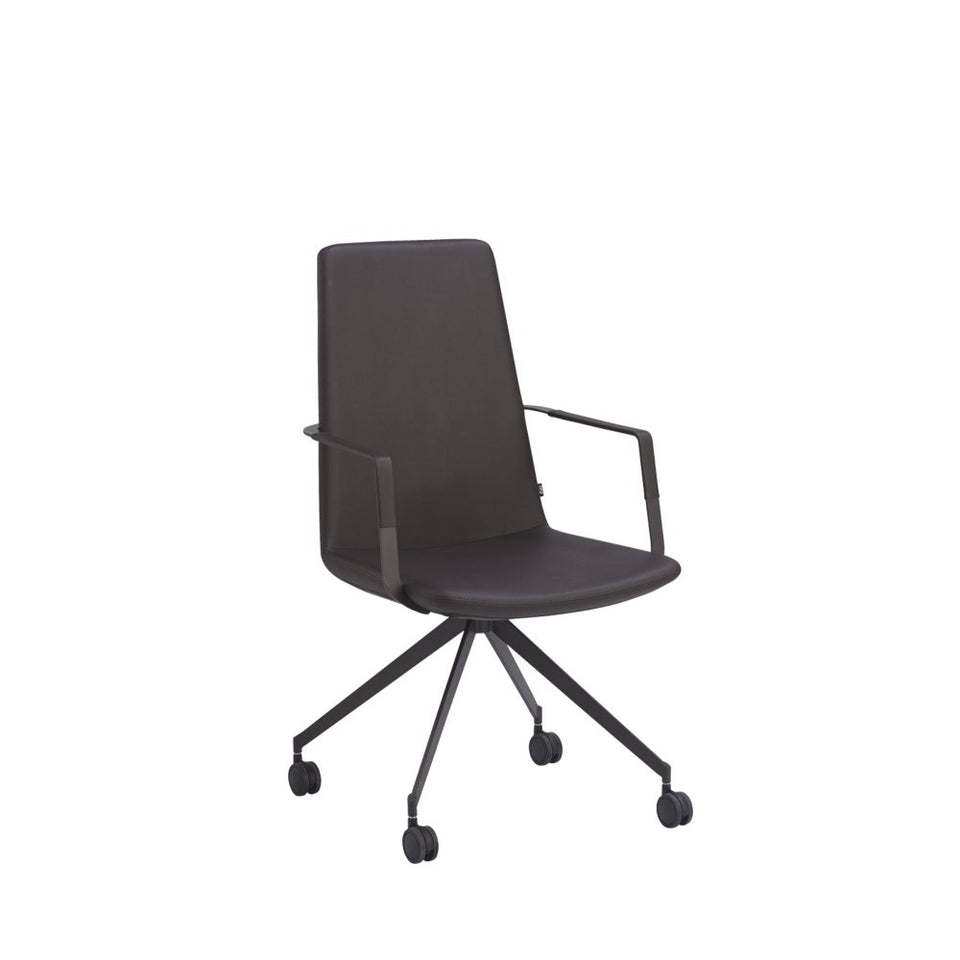 Zone Swivel Chair With Casters