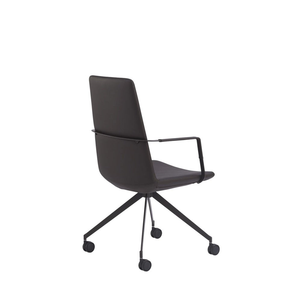 Zone Swivel Chair With Casters