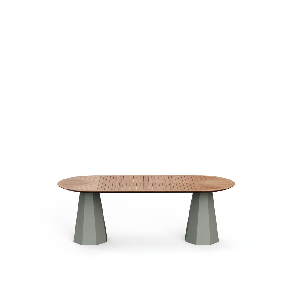 Tori Oval Outdoor Table