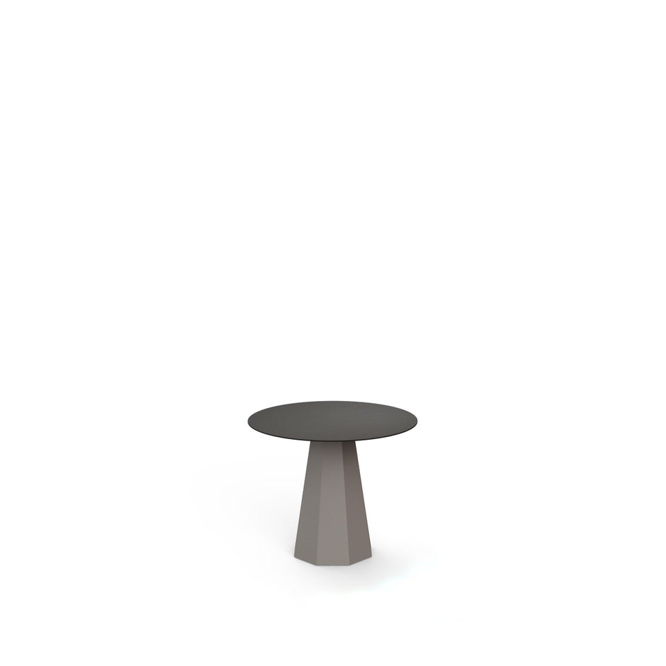 Tori Round Outdoor Table