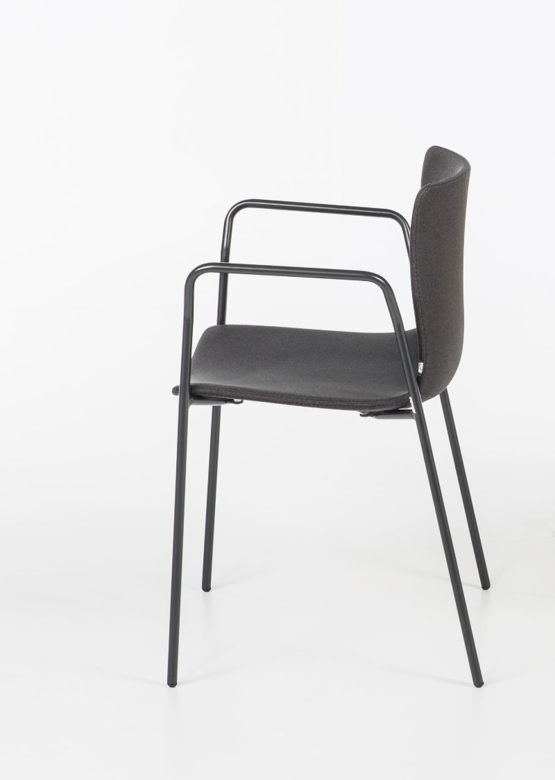 Rest Outdoor - Classic With Armrests