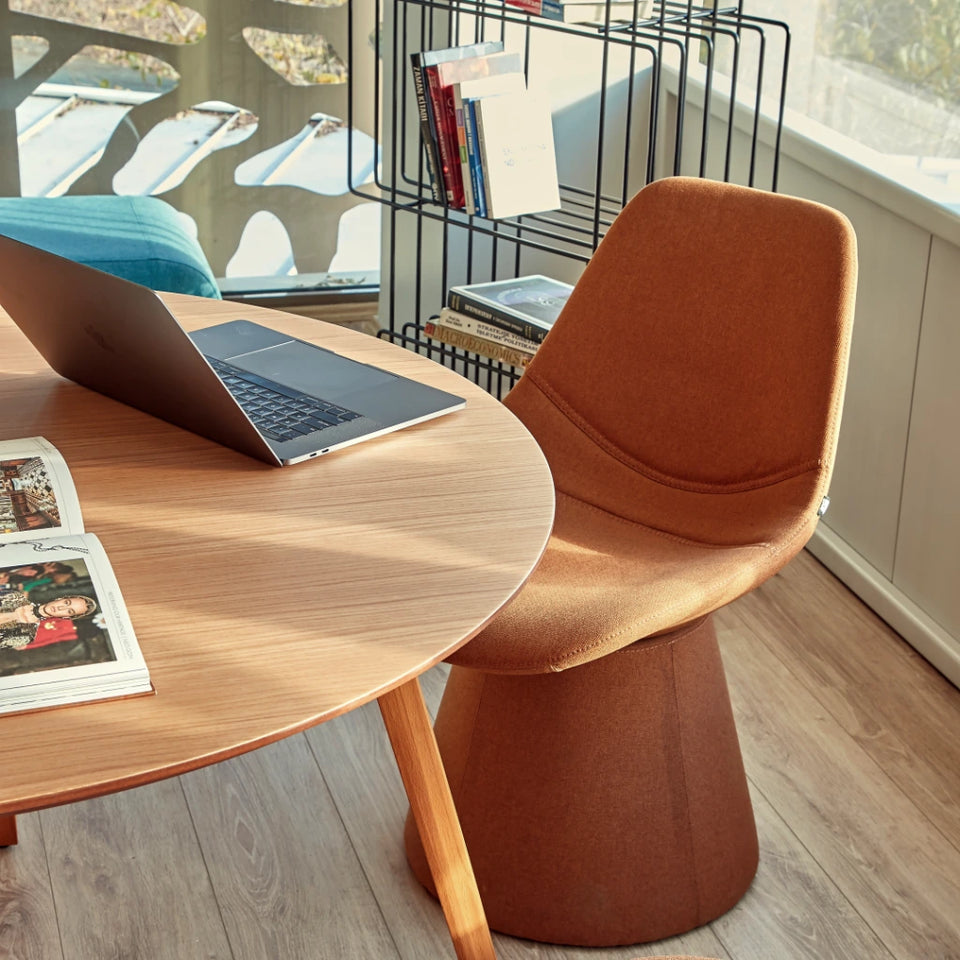 Woodplate Round Table