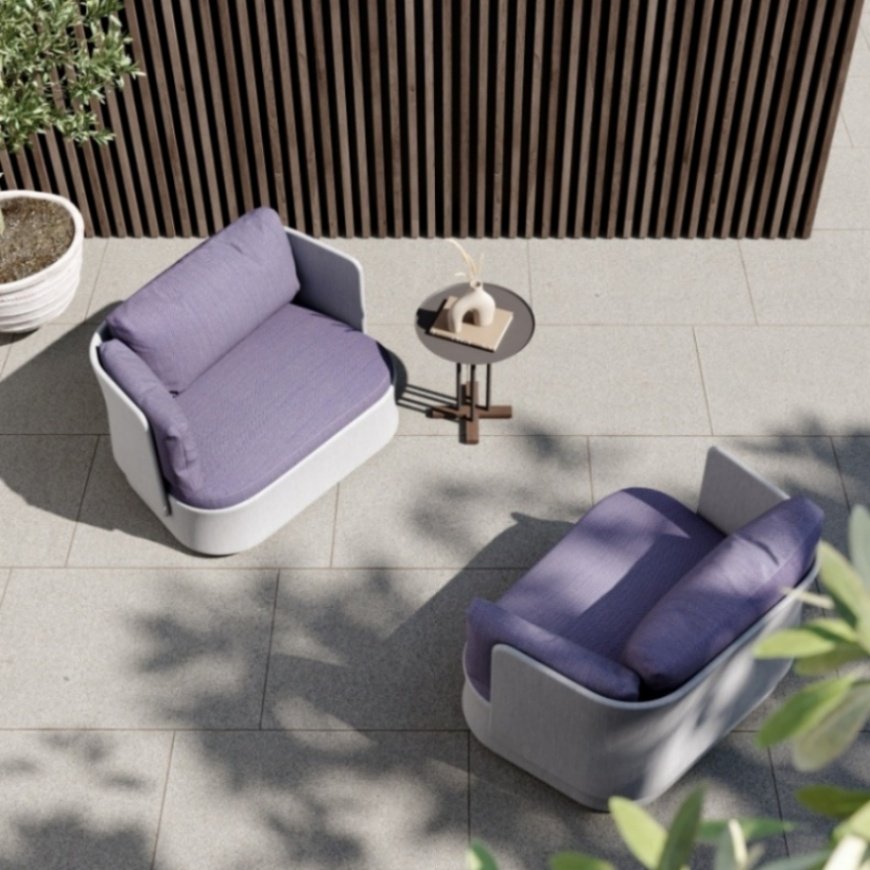 Plat Outdoor Lounge Chair