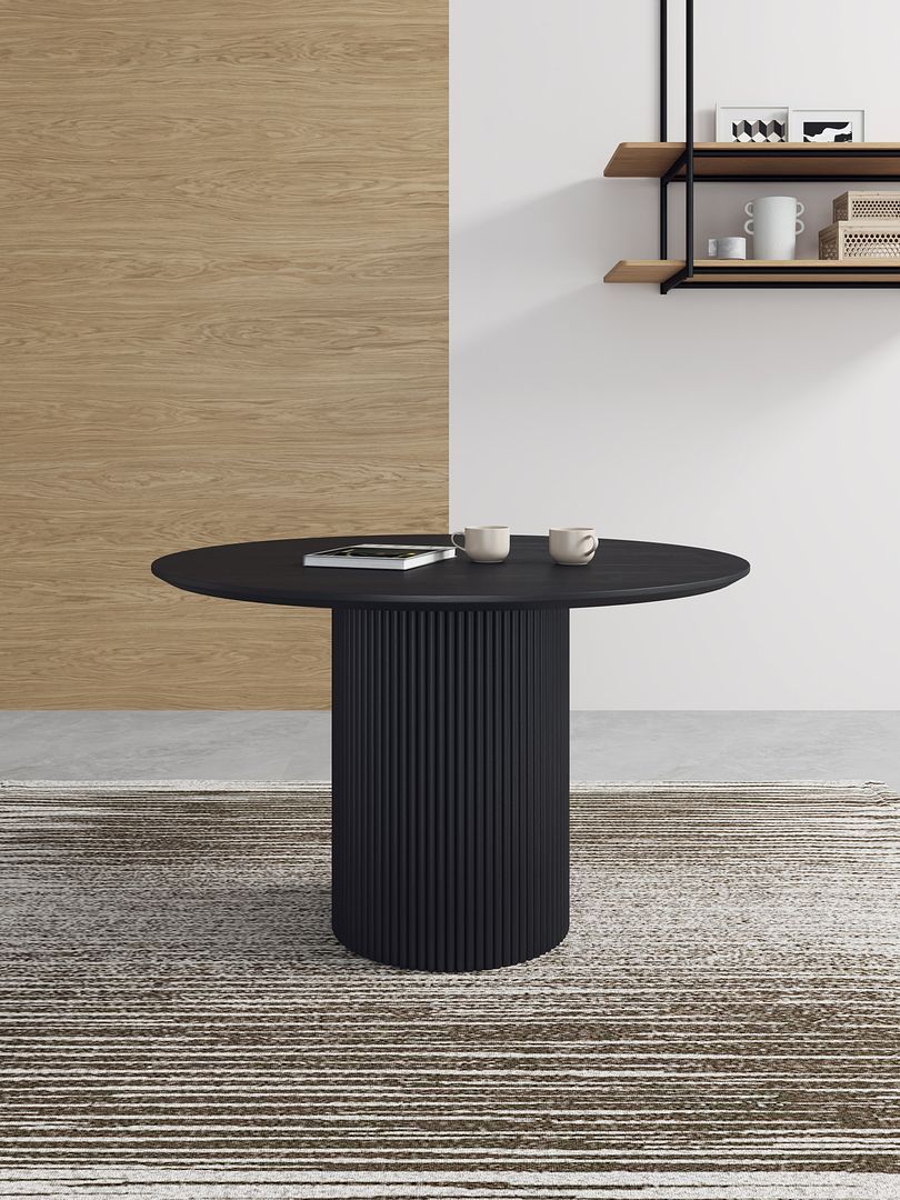 Hathaway 47" Round Dining Table