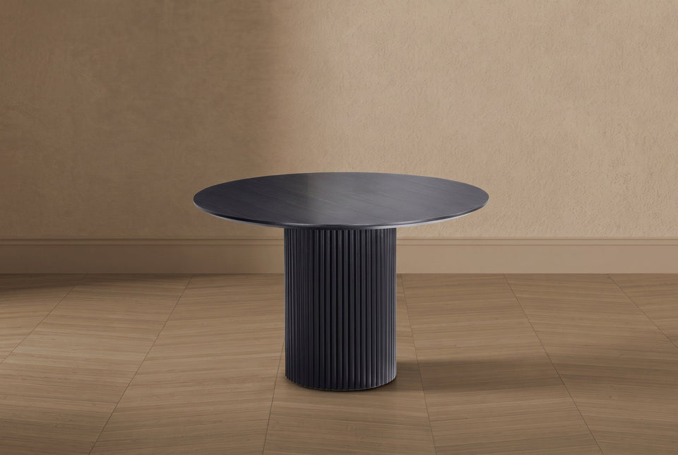 Hathaway 59" Round Dining Table