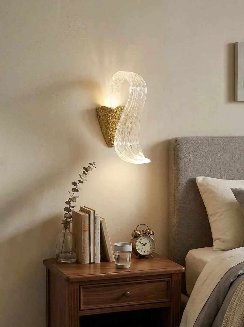 Icarus Daedalus Wall Lamp