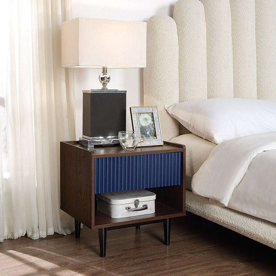 Duane 20" Fluted Nightstand (1-Drawer)