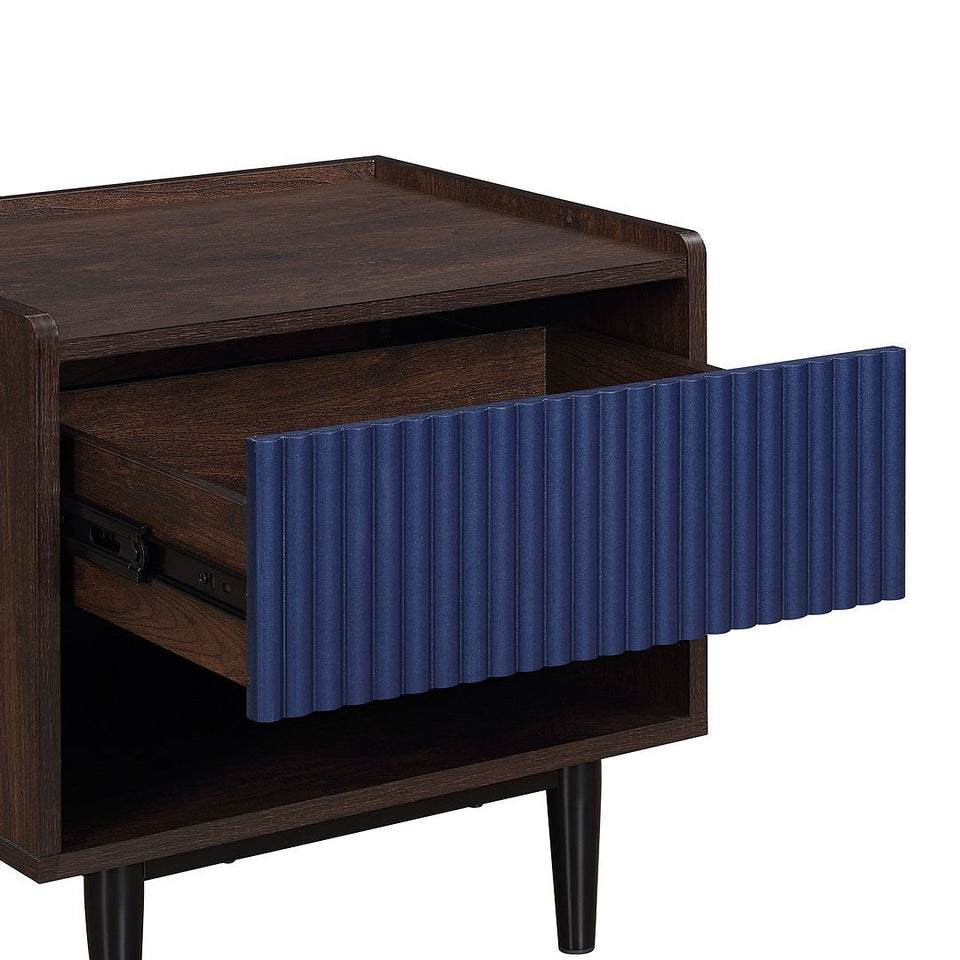 Duane 20" Fluted Nightstand (1-Drawer)
