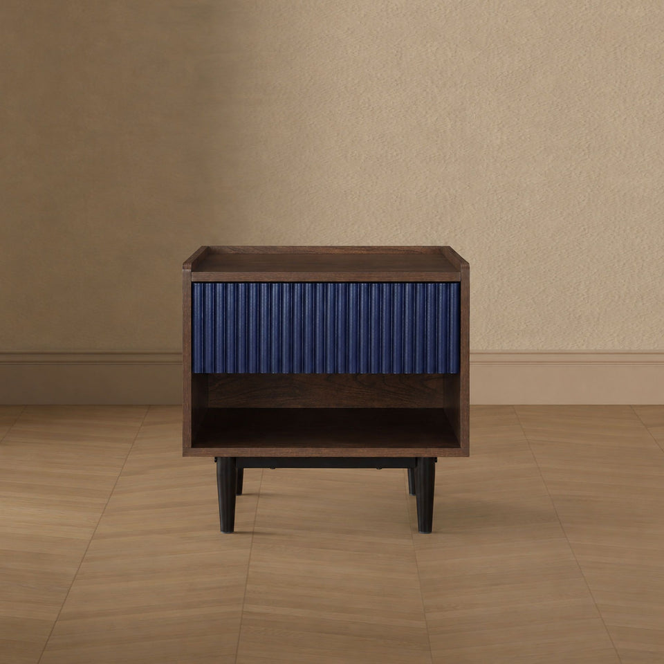 Duane 20" Fluted Nightstand (1-Drawer)