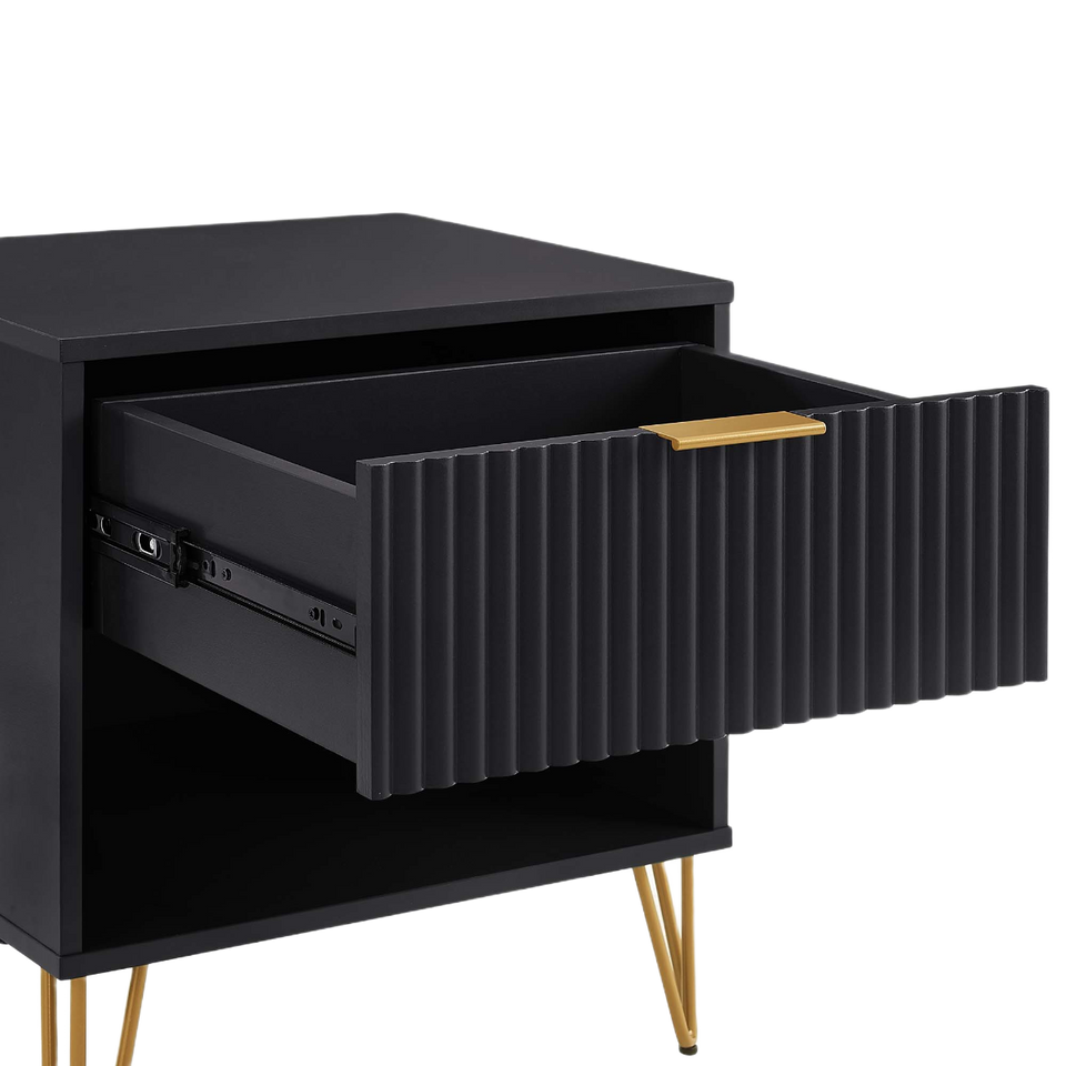 Dumbo 20" Fluted Nightstand (1-Drawer)