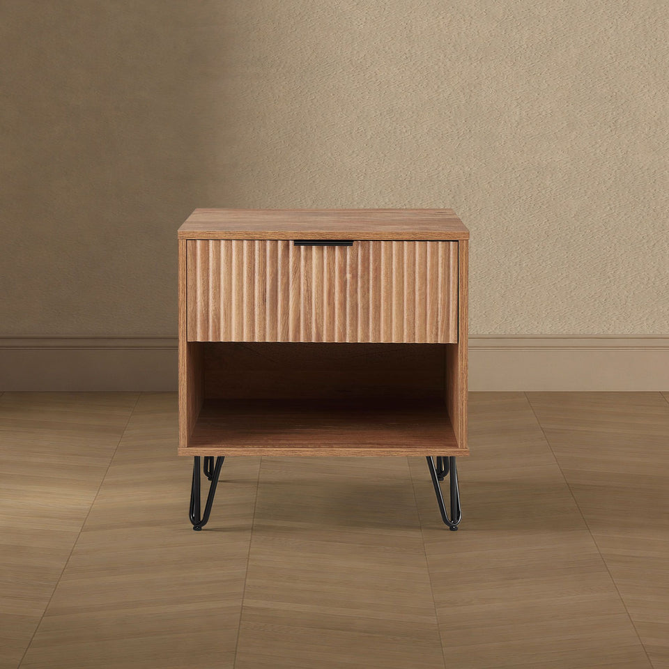 Dumbo 20" Fluted Nightstand (1-Drawer) in Golden Brown - lifestyle   front