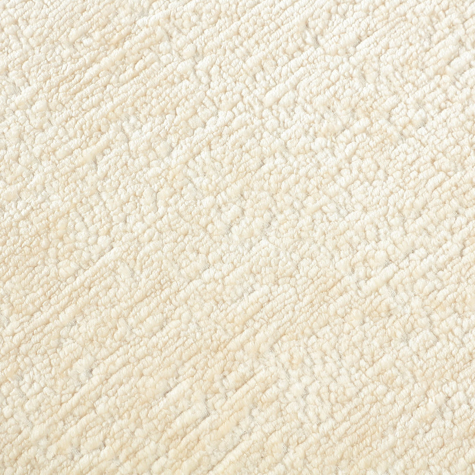 Tribeca Chenille Accent Ottoman in Cream
