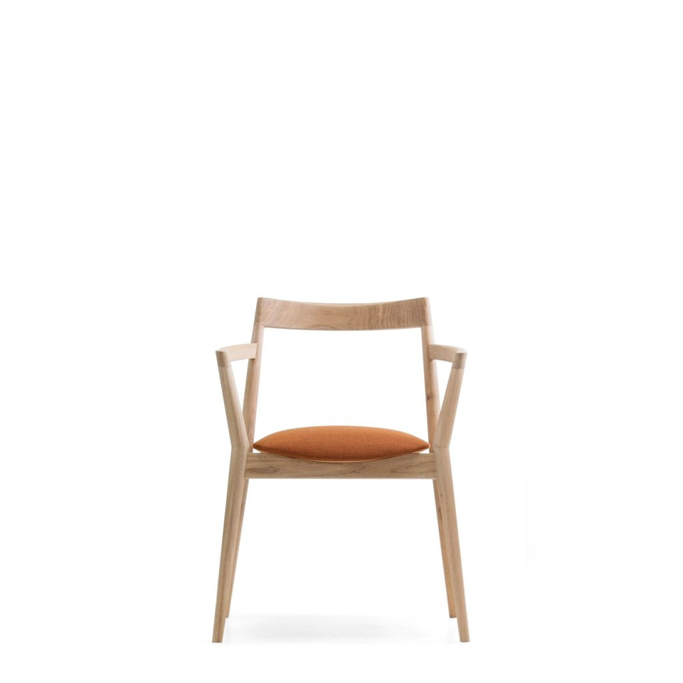 Dobra Chair