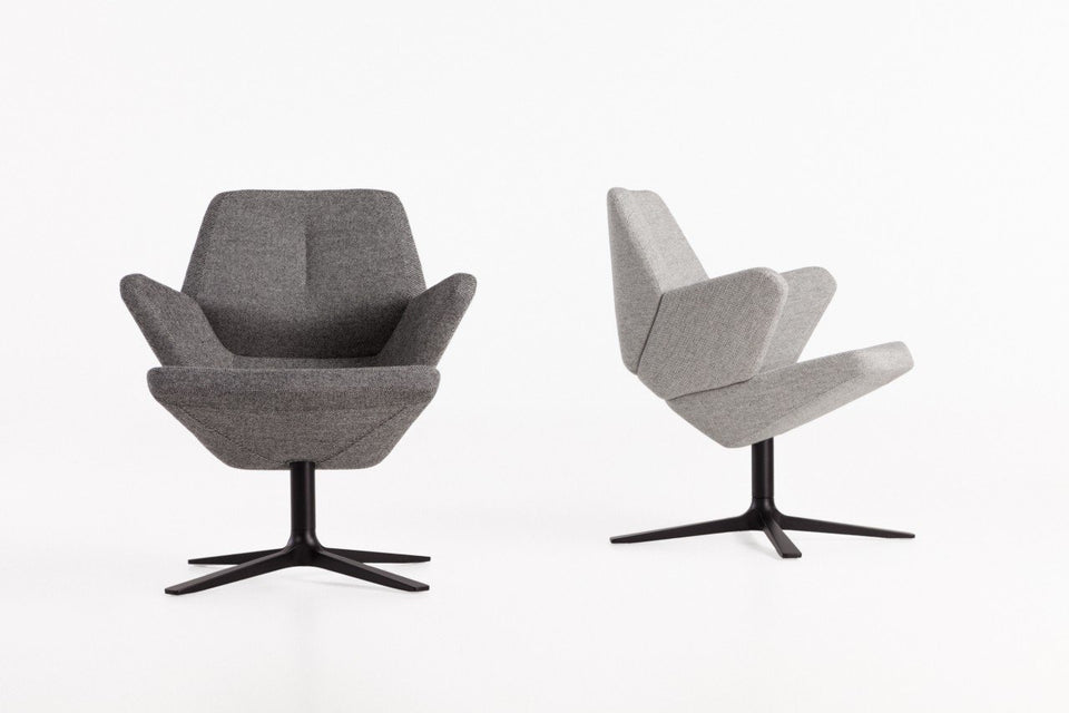 Trifidae Easy Chair
