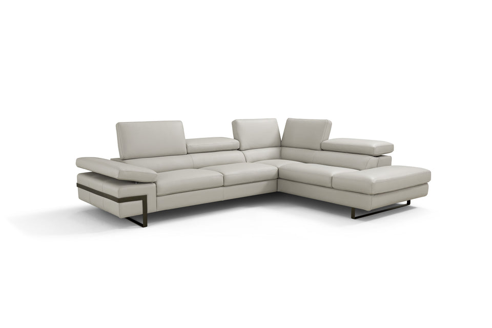 Rimini Italian Leather Sectional in Light Grey (I867)