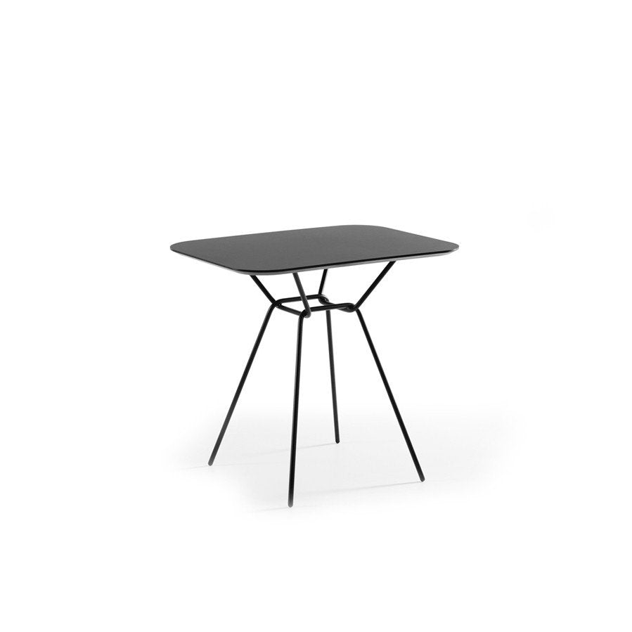 Strain Outdoor Table