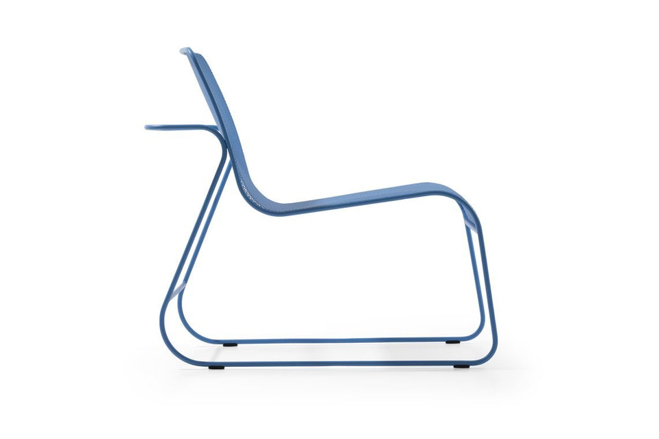 Flow Out Lounge Chair