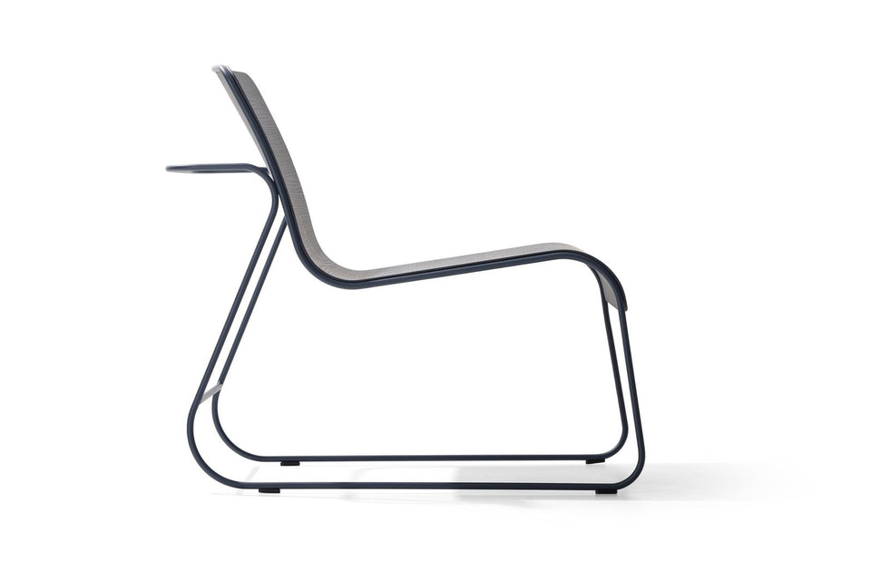 Flow Lounge Chair