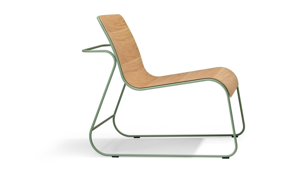 Flow Lounge Chair