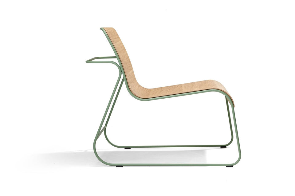 Flow Lounge Chair