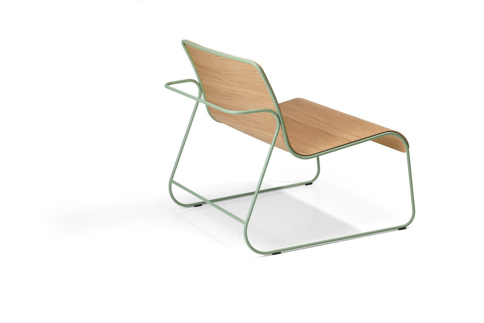 Flow Lounge Chair