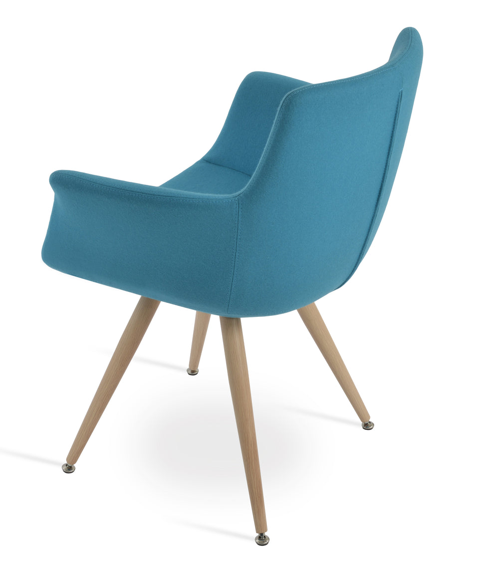 Bottega Arm Star Chair.
