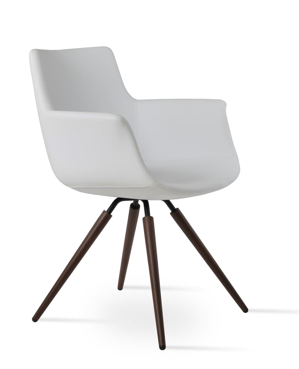 Bottega Arm Star Chair.