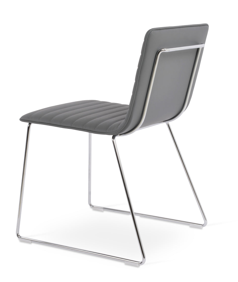 Corona Handle Back Wire Full UPH Dining Chair.