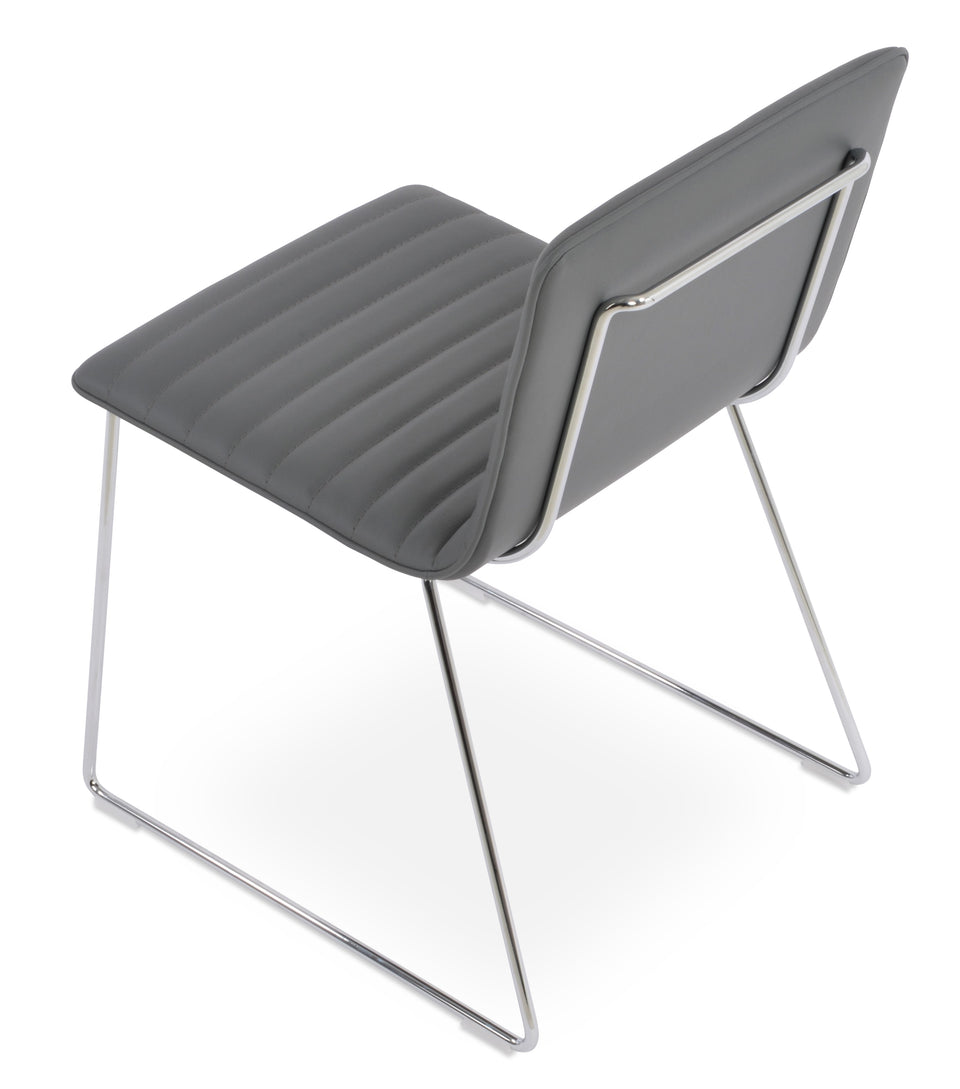 Corona Handle Back Wire Full UPH Dining Chair.