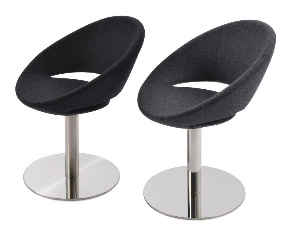 Crescent Round Swivel Chair.
