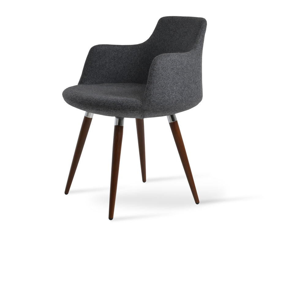 Dervish Ana Chair.