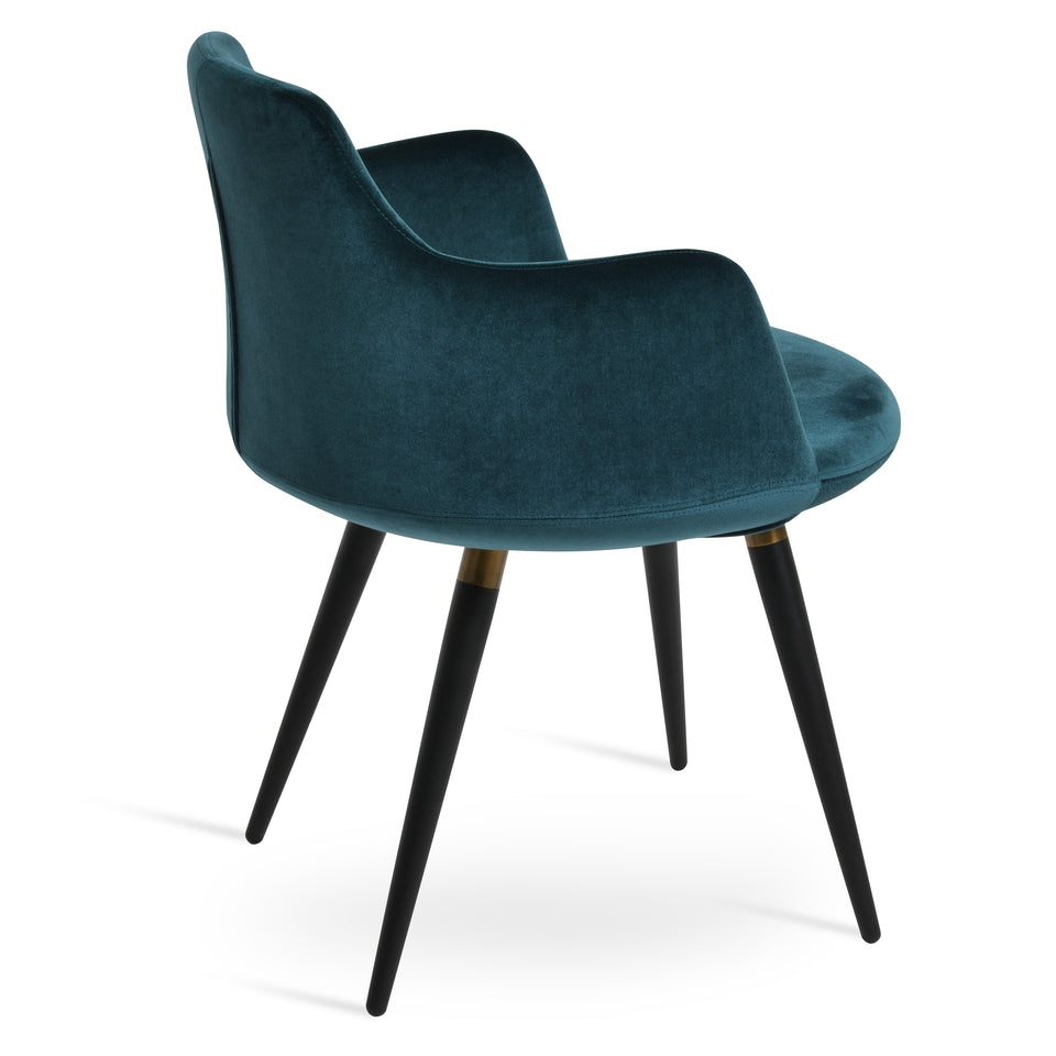Dervish Ana Chair.