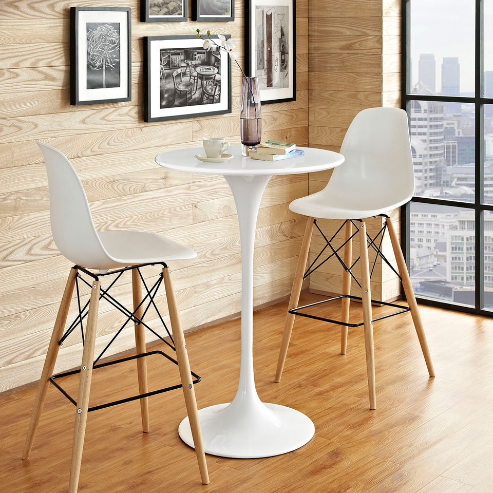 Lippa 28" Round Wood Bar Table in White.