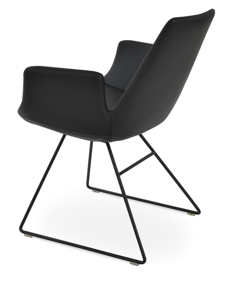 Eiffel Arm Wire  Chair.