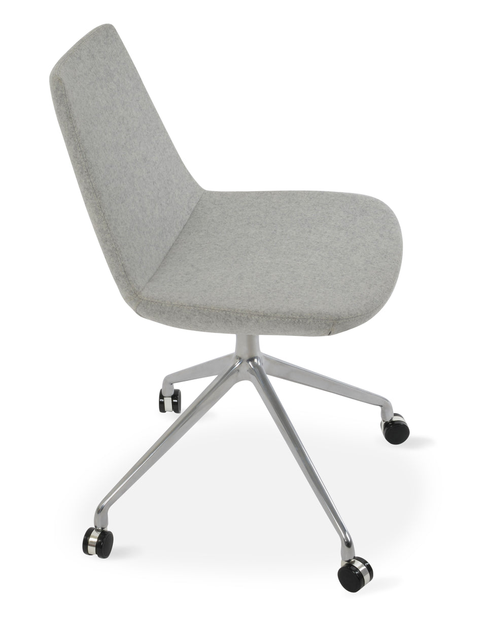 Eiffel Arm Spider Swivel Chair.