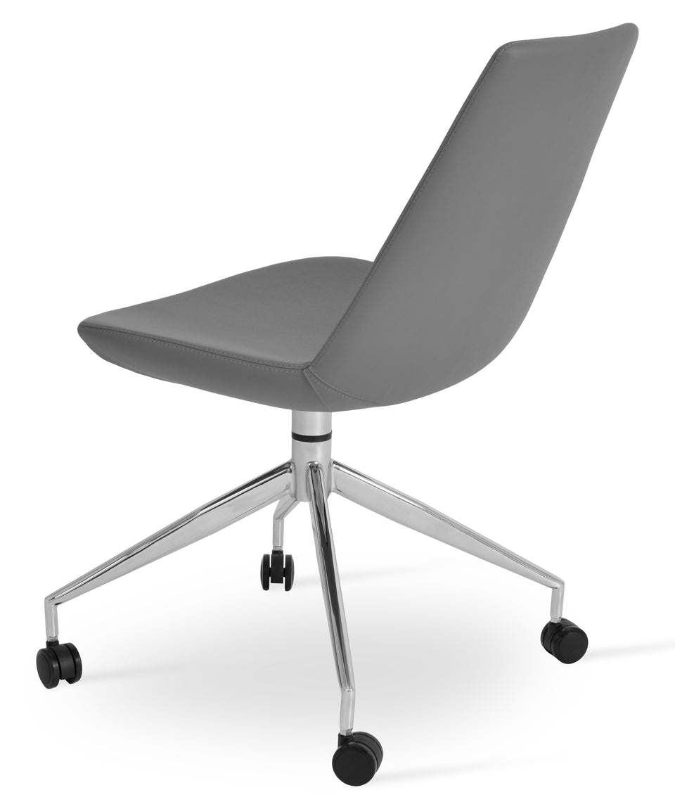 Eiffel Arm Spider Swivel Chair.