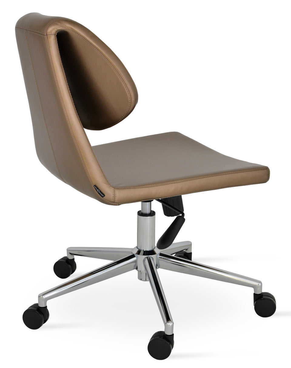 Gakko Office Chair.