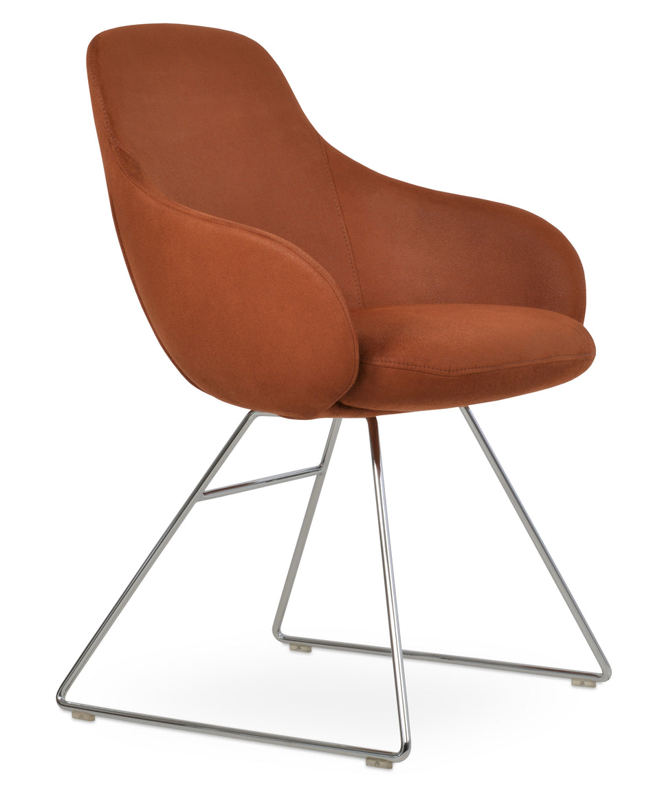 Gazel Arm Wire Chair.