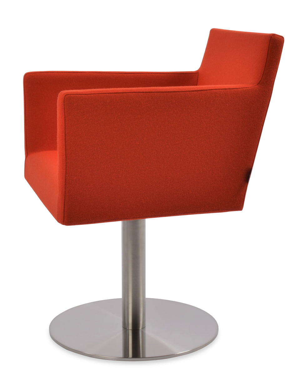 Harput Round Swivel Arm Chair.