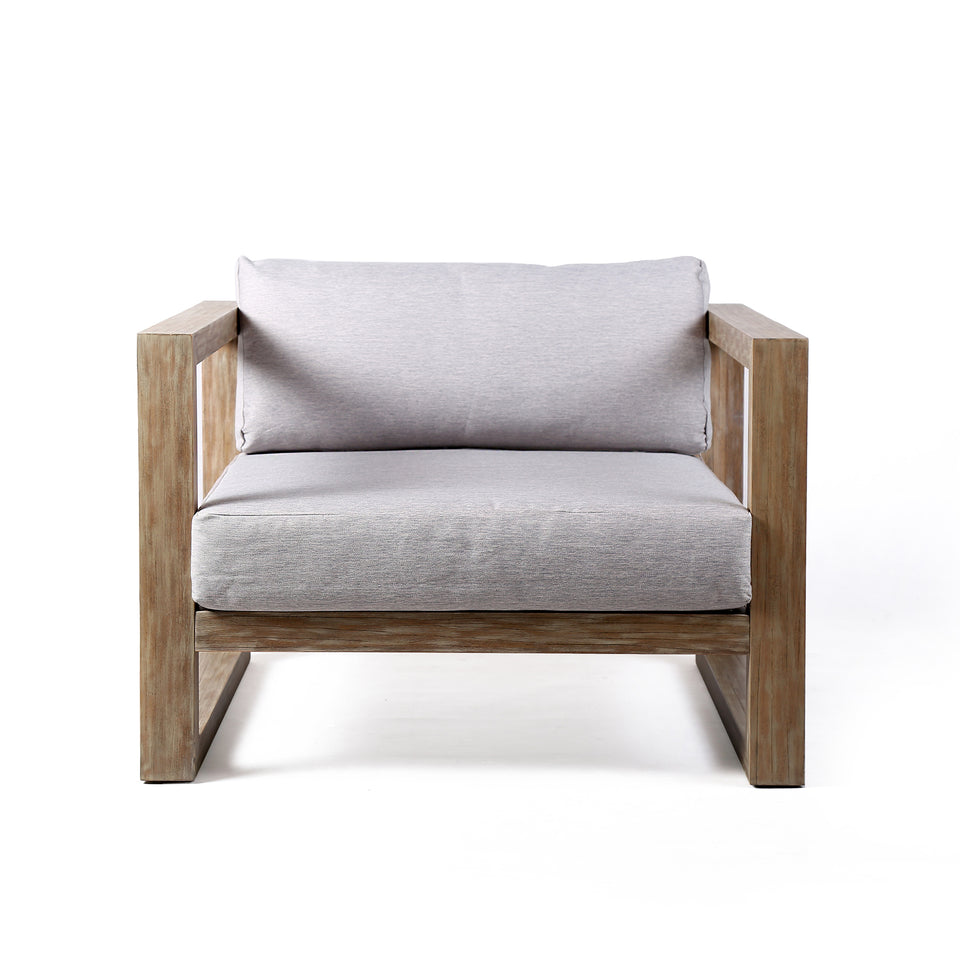 Paradise Outdoor Light Eucalyptus Wood Lounge Chair with Grey Cushions