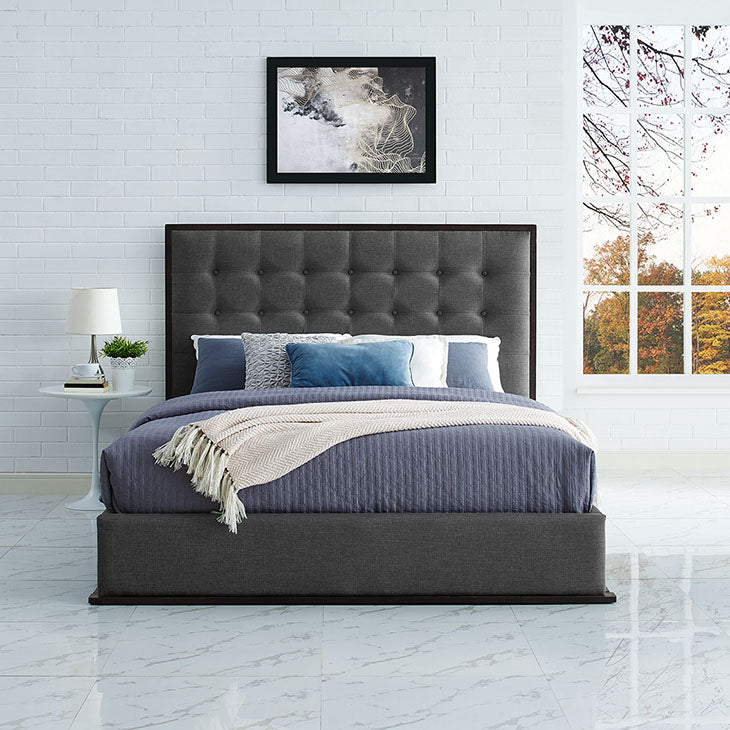 MADELINE QUEEN UPHOLSTERED FABRIC BED.