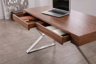 Noho Desk in Walnut.