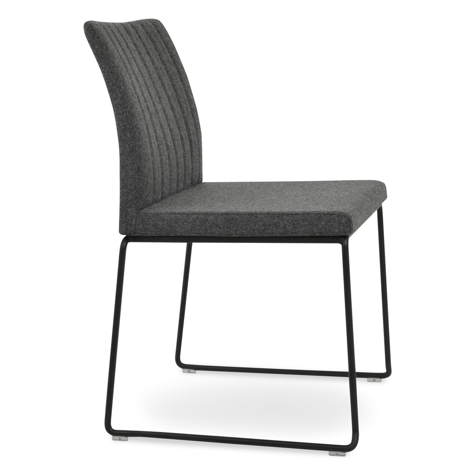 Zeyno Wire Stackable Chair.