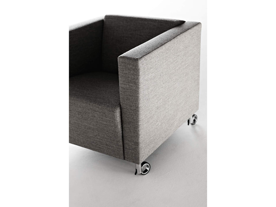 Cubus small armchair.